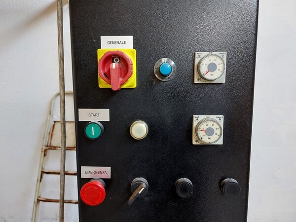 1#6302 Macchinari per confezionamento e arredi ufficio in vendita - foto 26