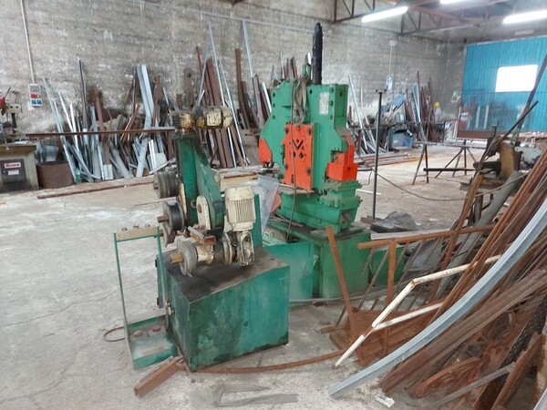10#6304 Macchinari per la lavorazione del ferro in vendita - foto 1