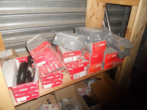 17#6304 Materiale per infissi in vendita - foto 9