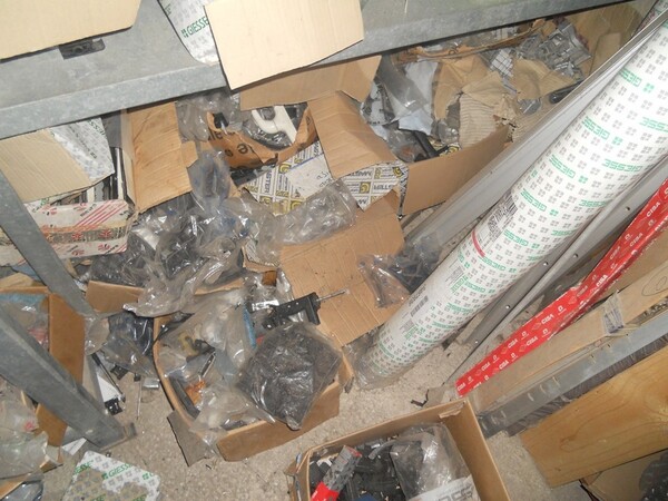 17#6304 Materiale per infissi in vendita - foto 23