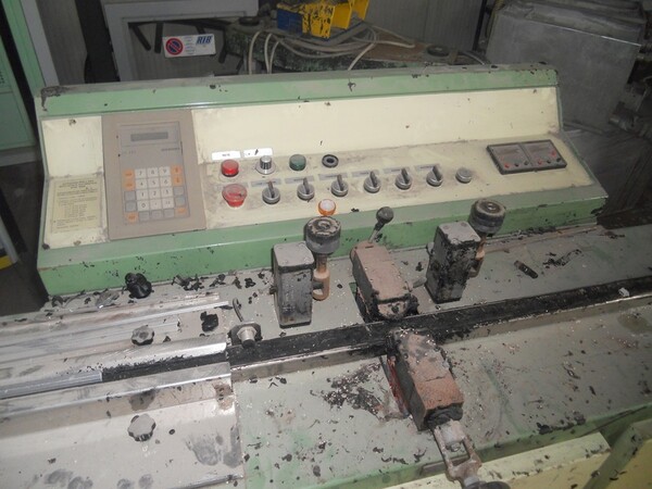 37#6304 Macchinari per la lavorazione del vetro in vendita - foto 6