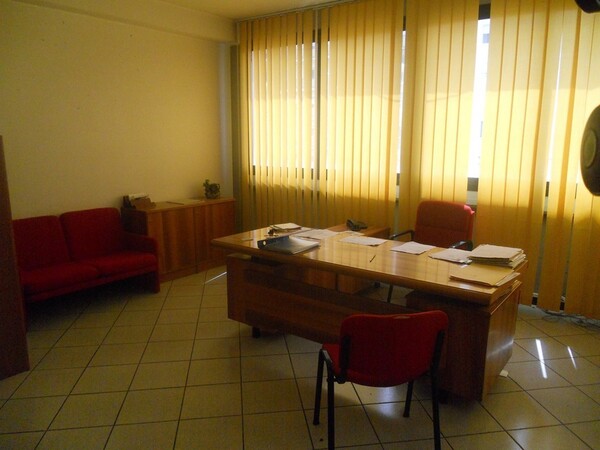 7#6304 Arredi da ufficio in vendita - foto 1