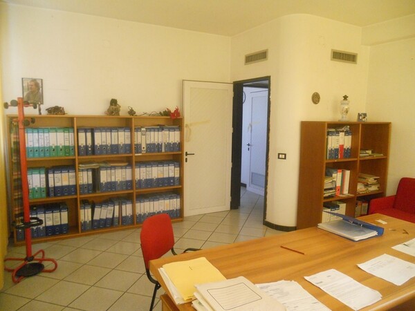 7#6304 Arredi da ufficio in vendita - foto 3