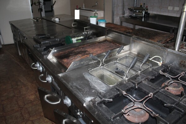 1#6308 Arredamento e attrezzatura per ristorazione in vendita - foto 2