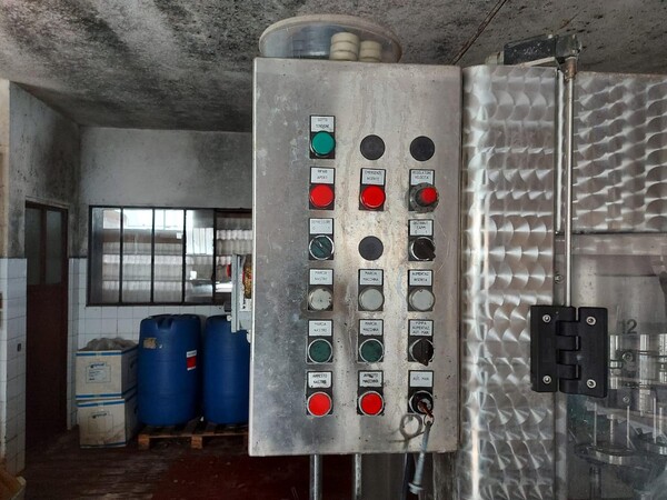 1#6312 Linea di imbottigliamento e confezionamento in vendita - foto 6