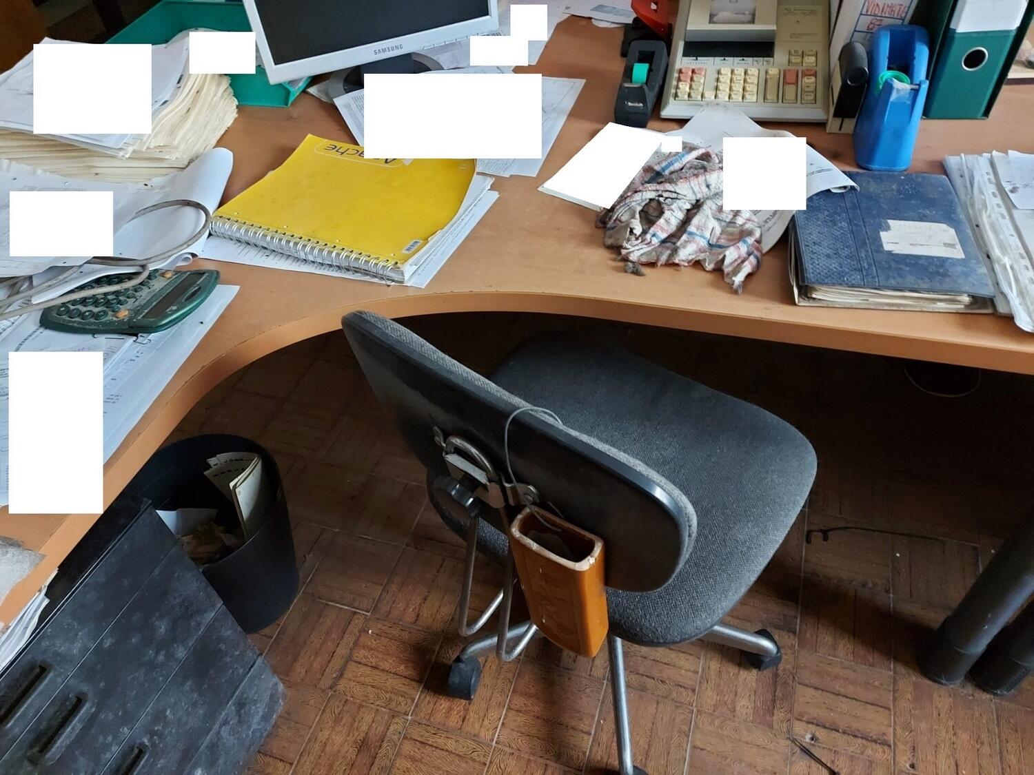 Lot Office furniture