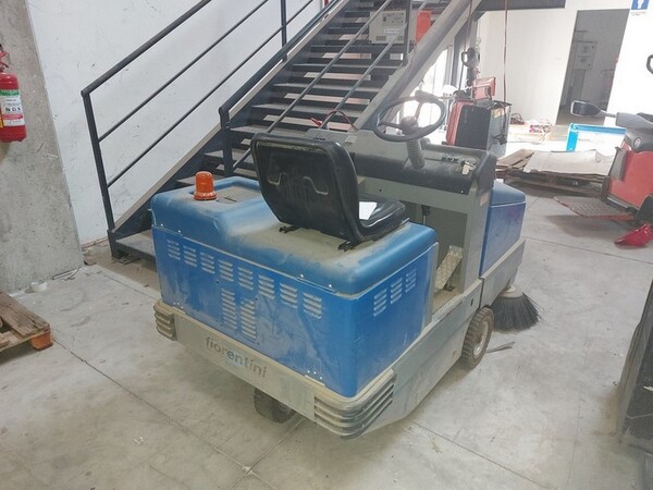 3#6315 Attrezzature per la logistica in vendita - foto 2
