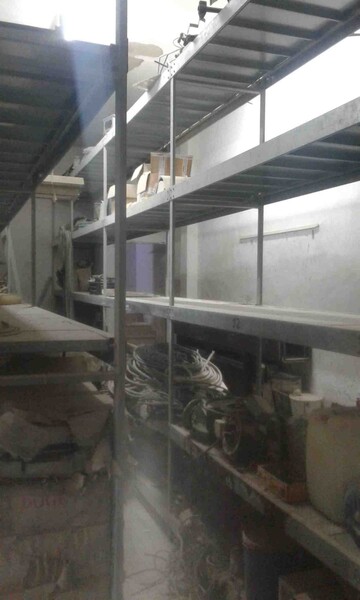 16#6322 Idropulitrice e scaffalature in vendita - foto 3
