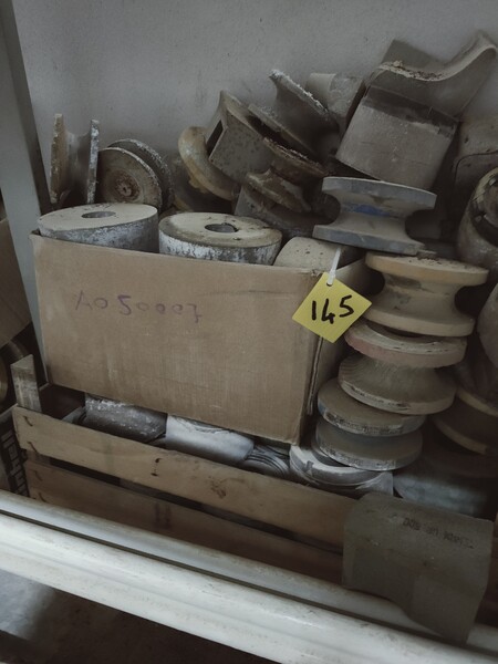 21#6322 Materiale di consumo e attrezzature varie in vendita - foto 12