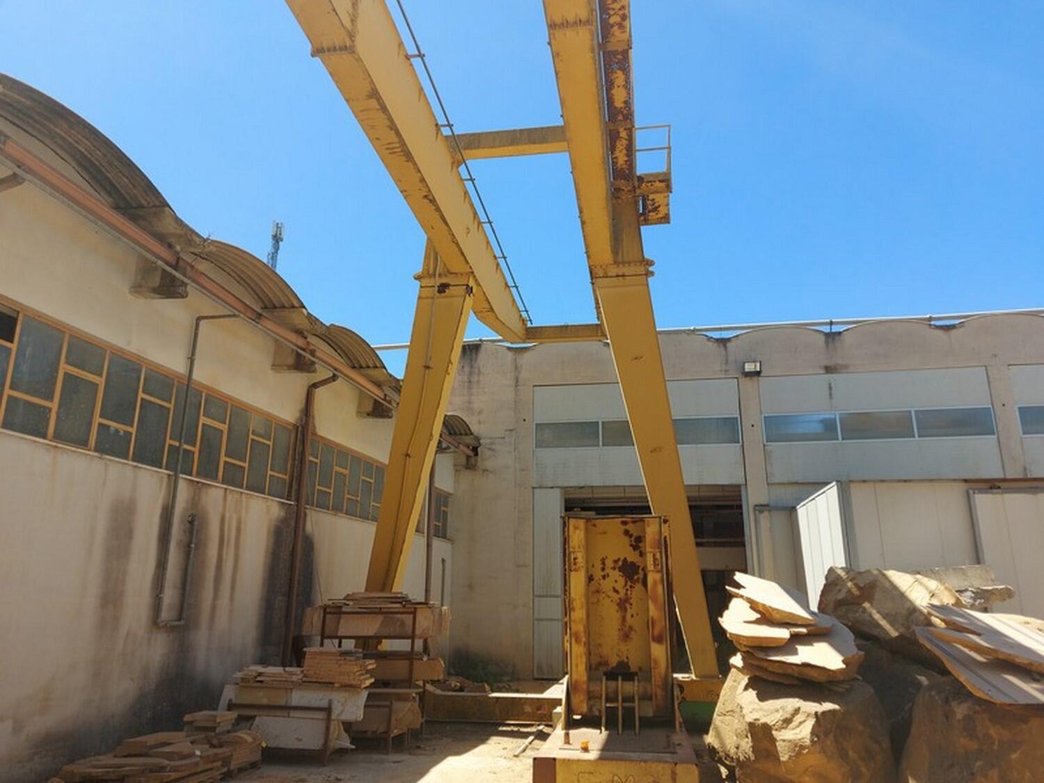 Lot Pellegrini gantry crane