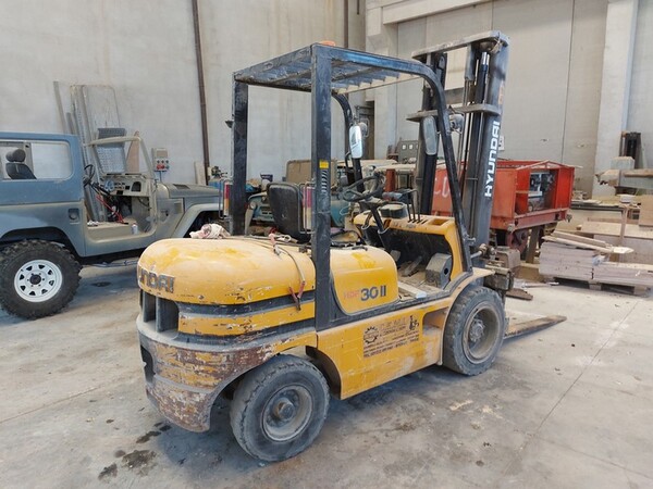 8#6322 Carrello elevatore Hyundai hdf30ii in vendita - foto 5