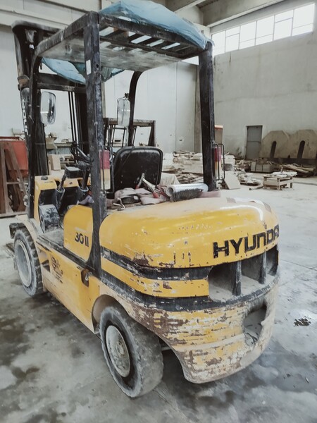 8#6322 Carrello elevatore Hyundai hdf30ii in vendita - foto 7