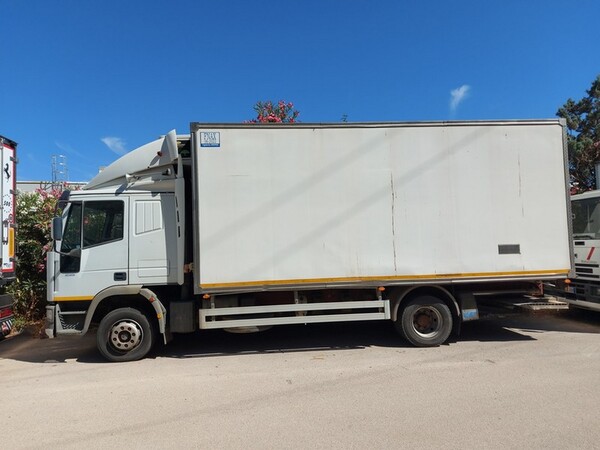 Autocarri in vendita