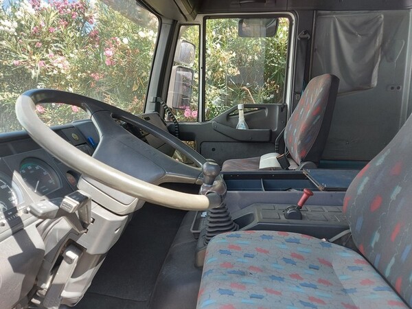 2#6324 Autocarro Iveco Eurocargo isotermico in vendita - foto 6