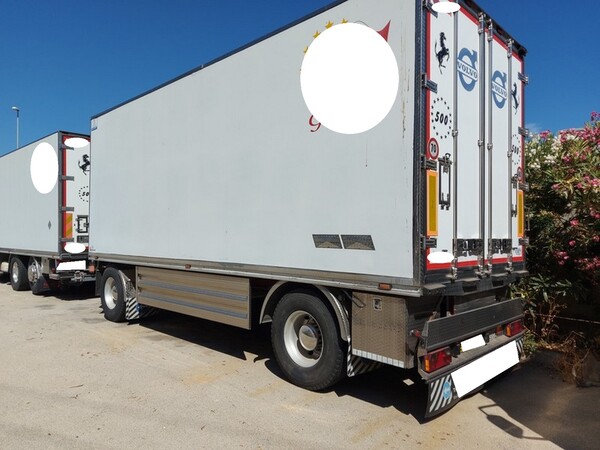 7#6324 Autocarro Volvo 500 e rimorchio Iveco isotermico in vendita - foto 18