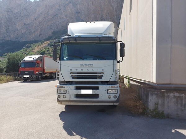 9#6324 Autocarro Iveco Magirus in vendita - foto 2