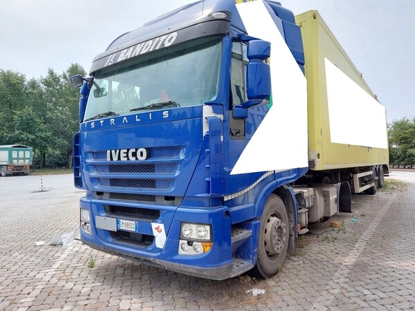 1#6327 Trattore stradale Iveco stralis in vendita - foto 3