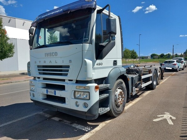 Autocarri in vendita