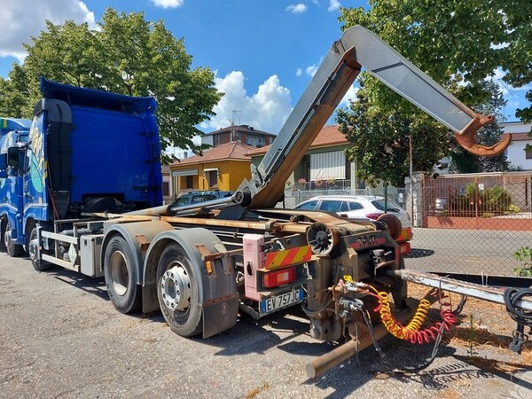 14#6327 Autocarro Volvo  fh 500 in vendita - foto 1