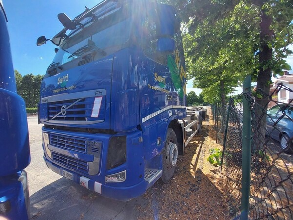 16#6327 Autocarro Volvo in vendita - foto 12