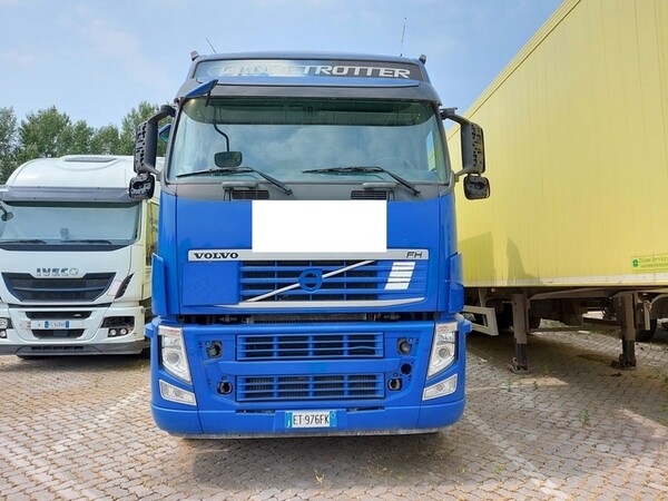 Autocarri in vendita