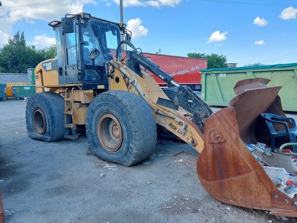 21#6327 Pala meccanica Caterpillar in vendita - foto 1