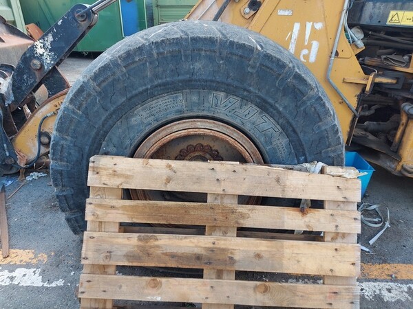 21#6327 Pala meccanica Caterpillar in vendita - foto 10