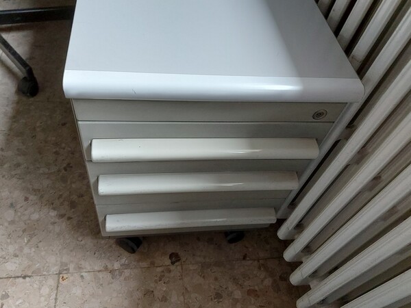 10#6341 Arredamento e attrezzature elettronica da ufficio in vendita - foto 4