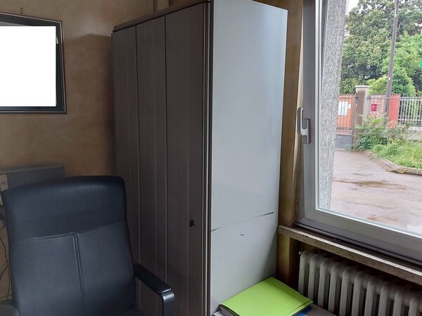 10#6341 Arredamento e attrezzature elettronica da ufficio in vendita - foto 5