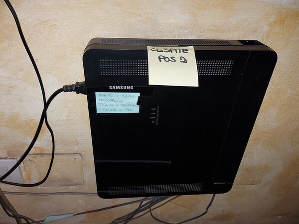 10#6341 Arredamento e attrezzature elettronica da ufficio in vendita - foto 7