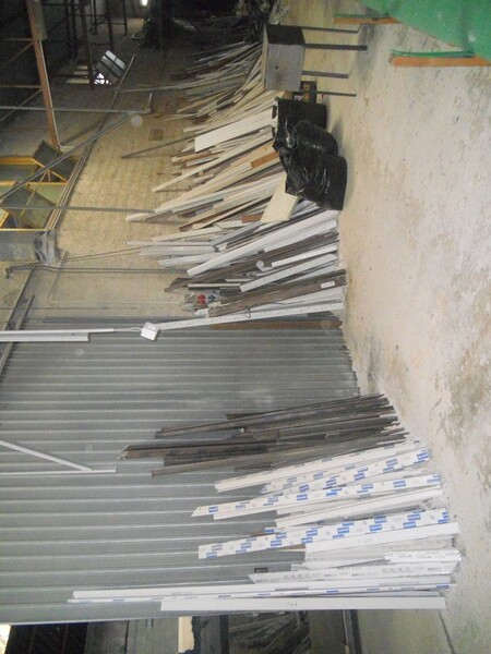 12#6344 Profili in PVC per telai o ante in vendita - foto 2