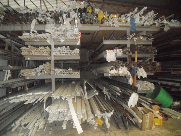 12#6344 Profili in PVC per telai o ante in vendita - foto 17