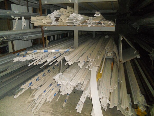 12#6344 Profili in PVC per telai o ante in vendita - foto 23