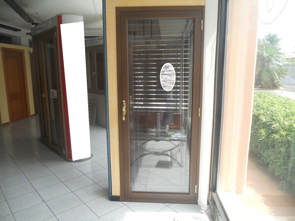 8#6344 Porte e finestre da esposizione in vendita - foto 146