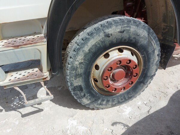 2#6345 Trattore stradale Iveco con semirimorchio Bianchi in vendita - foto 10