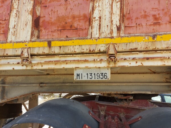 2#6345 Trattore stradale Iveco con semirimorchio Bianchi in vendita - foto 15