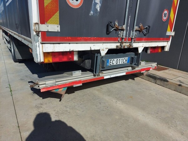 10#6356 Autocarro Iveco 160/150/E4 in vendita - foto 5