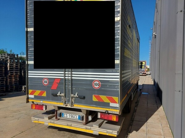 11#6356 Autocarro Iveco 130/120 in vendita - foto 5