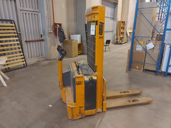 6#6356 Attrezzature per movimentazione e logistica in vendita - foto 1