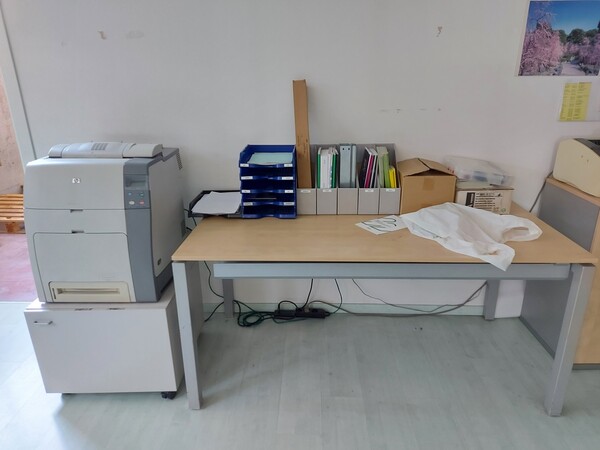 10#6357 Arredi per ufficio e attrezzature elettroniche in vendita - foto 5