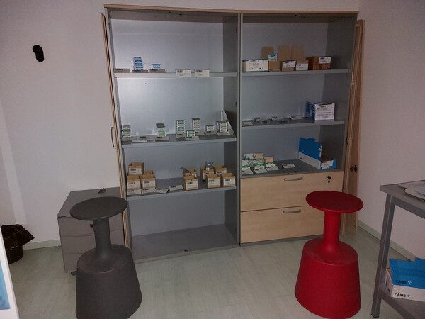 10#6357 Arredi per ufficio e attrezzature elettroniche in vendita - foto 12