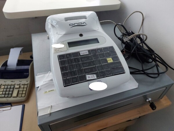 10#6357 Arredi per ufficio e attrezzature elettroniche in vendita - foto 20