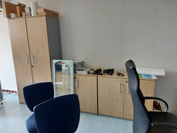 10#6357 Arredi per ufficio e attrezzature elettroniche in vendita - foto 30