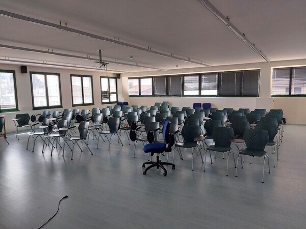 10#6357 Arredi per ufficio e attrezzature elettroniche in vendita - foto 34