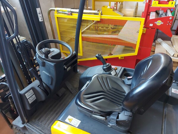 5#6357 Carrello elevatore Jungheinrich EFG 220 in vendita - foto 10