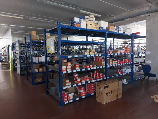 9#6357 Scaffalature e attrezzatura magazzino in vendita - foto 12