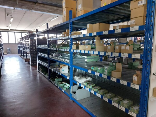 9#6357 Scaffalature e attrezzatura magazzino in vendita - foto 14