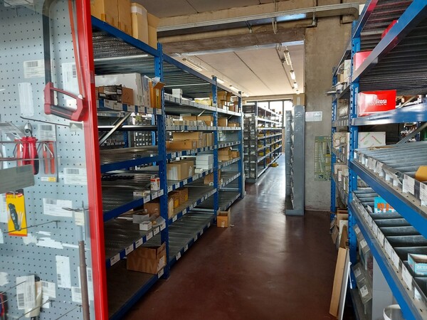 9#6357 Scaffalature e attrezzatura magazzino in vendita - foto 19