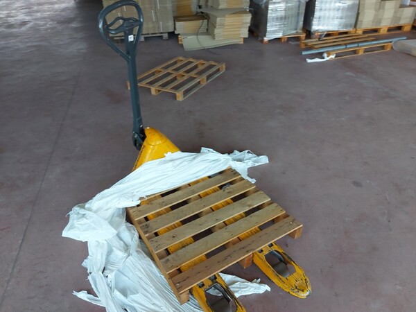 9#6357 Scaffalature e attrezzatura magazzino in vendita - foto 78