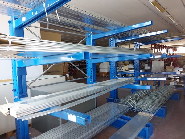 9#6357 Scaffalature e attrezzatura magazzino in vendita - foto 95